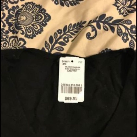 Le Chateau - beautiful Black, long sleeve sweater XXS - Picture 2 of 2